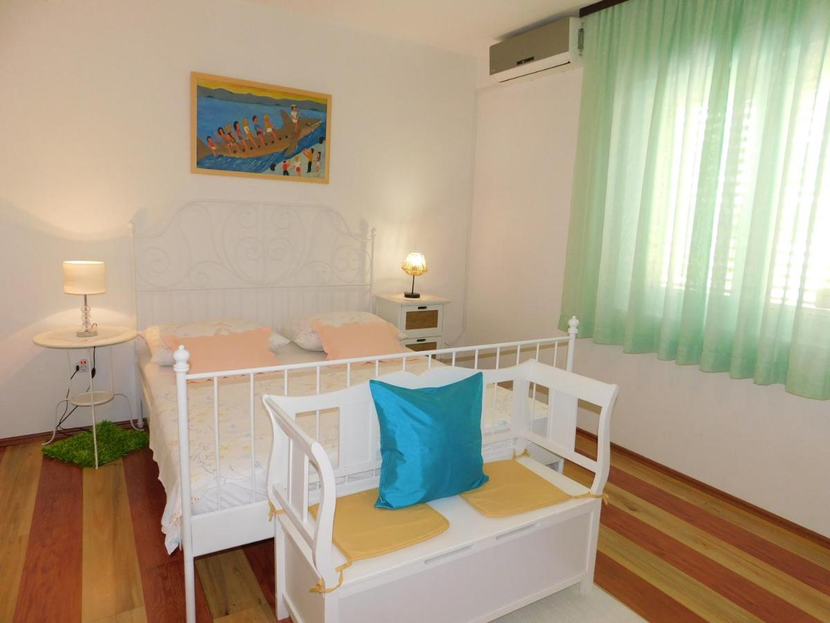 Apartment Dalmatia Ketty Makarska Eksteriør billede